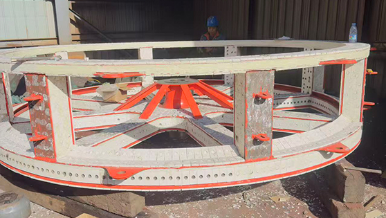 圓盤(pán)襯瓷施工